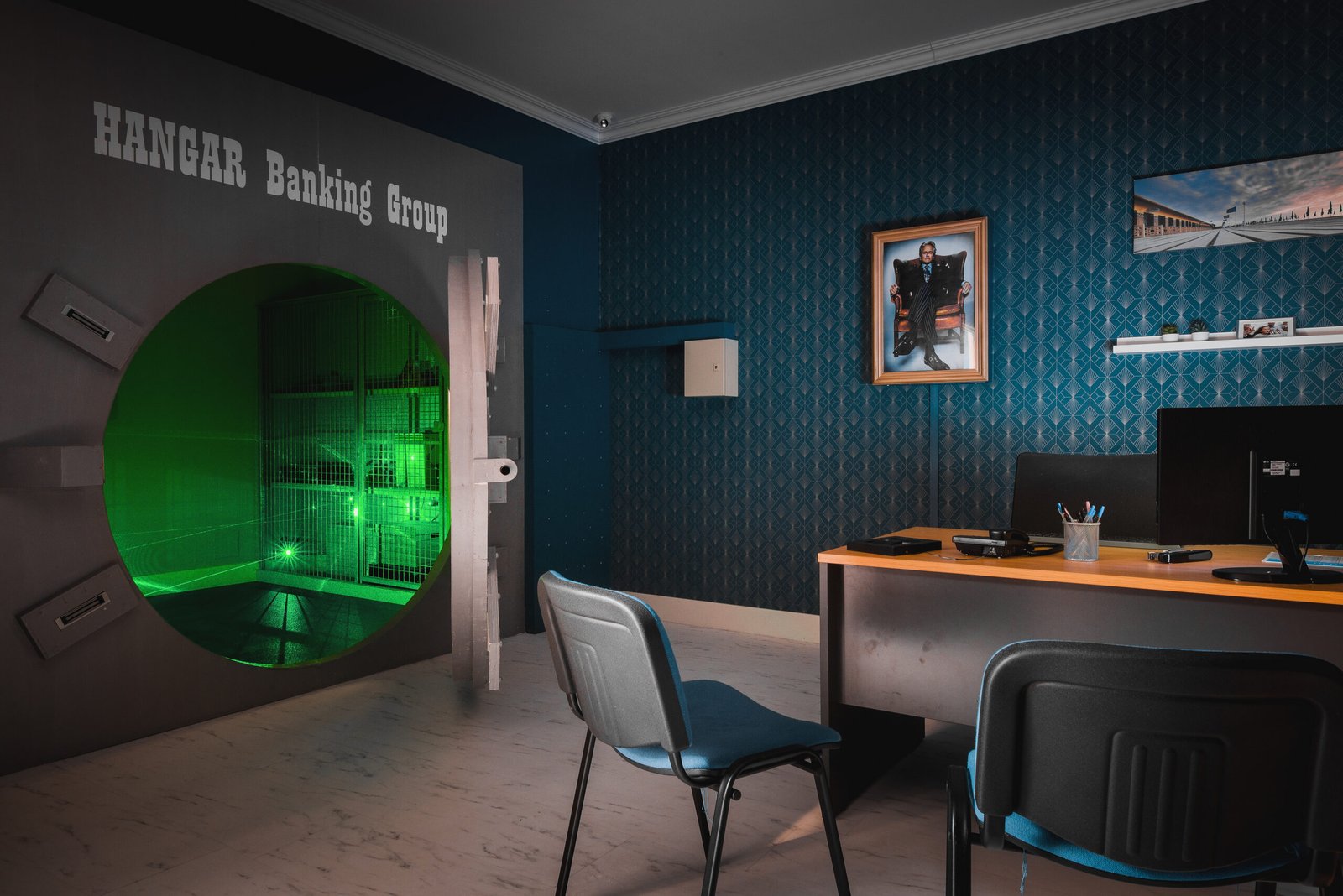 Team building La Baule - Escape Game immersif au Hangar de la Baule, salle Hangar Banking Group